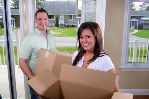 Local flat removal service in Streatham planning a move in a residential area